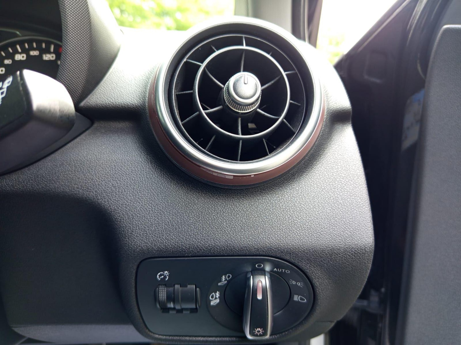 Used Audi A1 for sale - 76593424: Photo 45