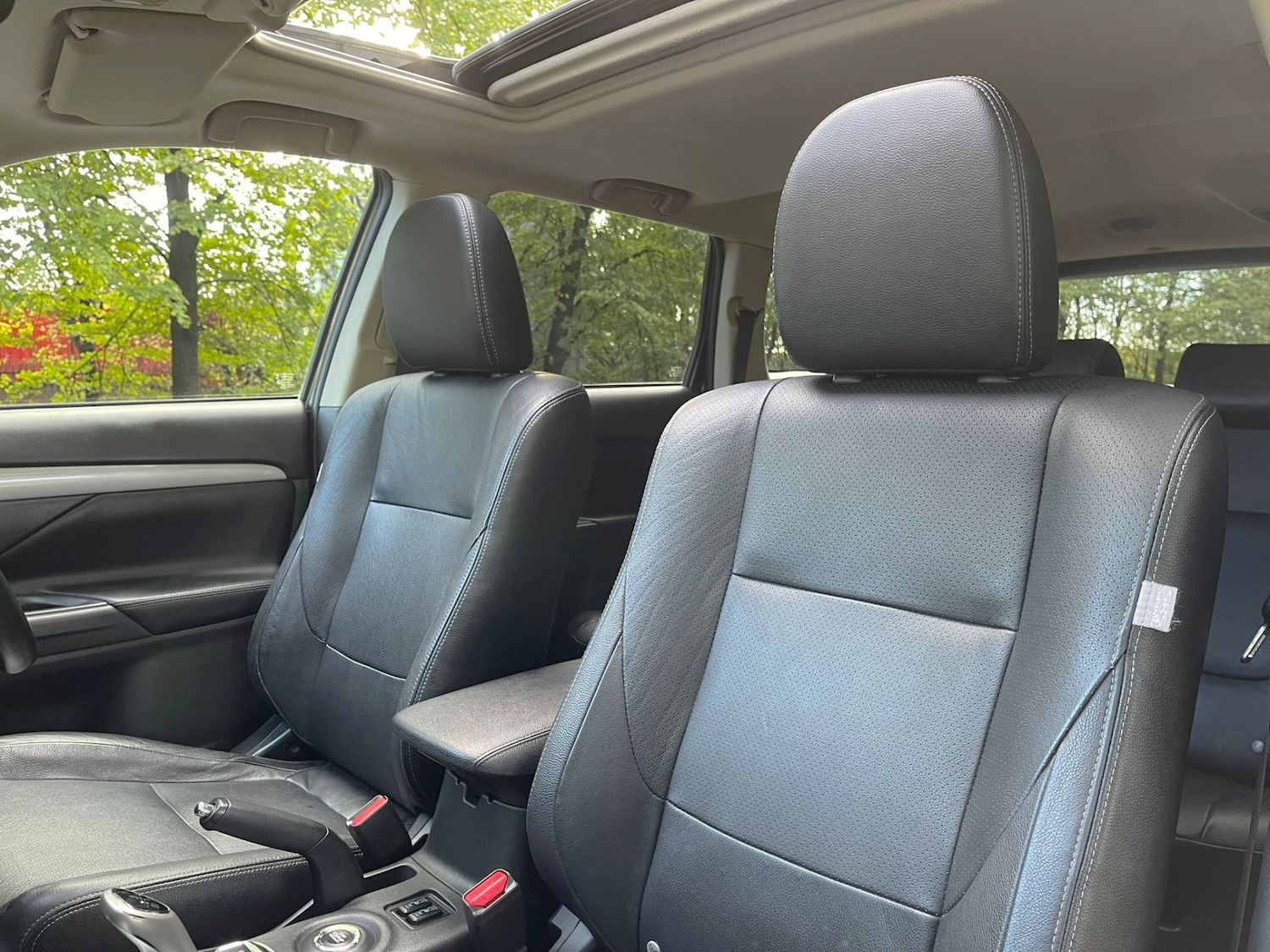 Used Mitsubishi Outlander 2014 for sale - 75921803: Photo 27