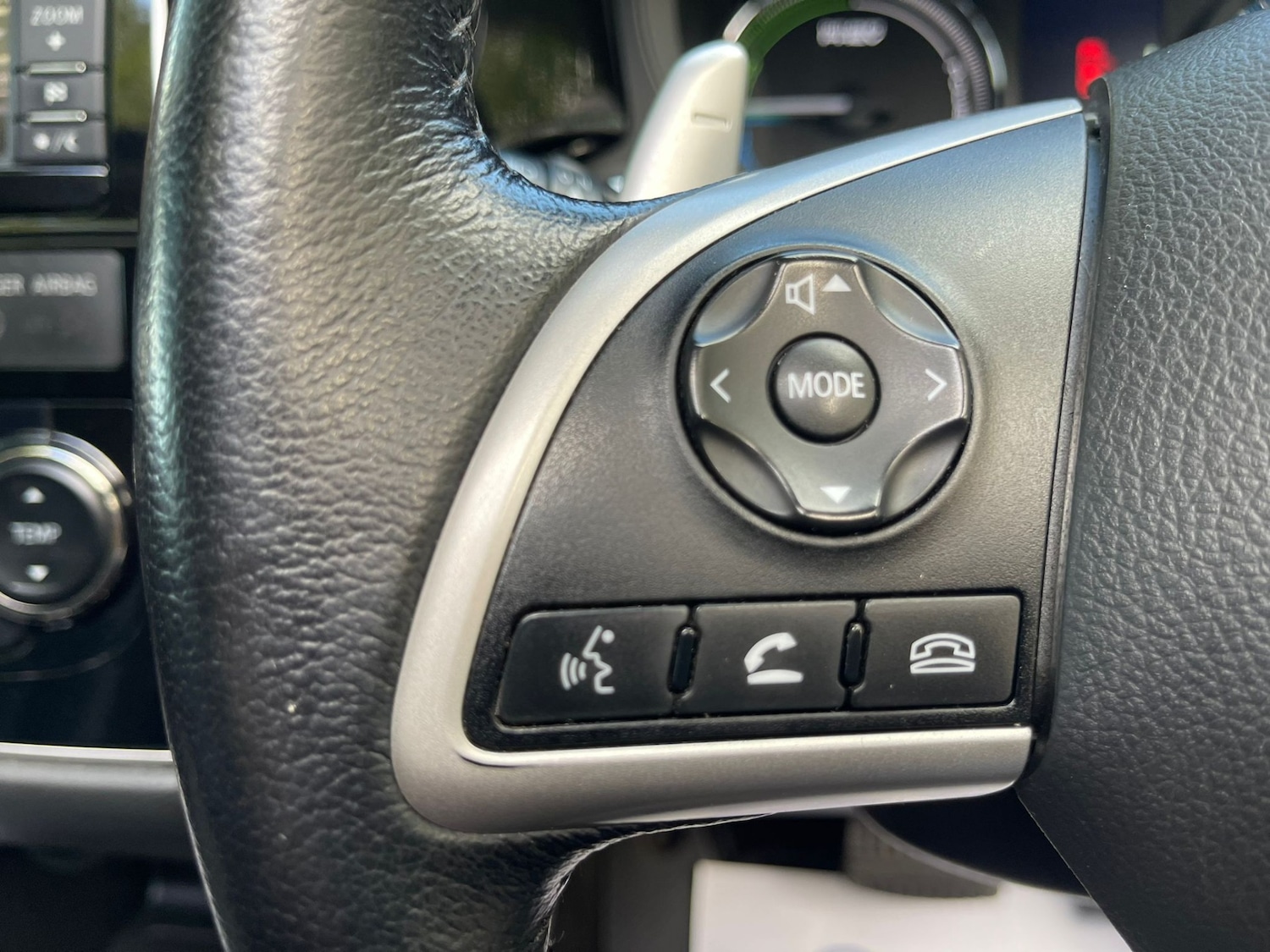 Used Mitsubishi Outlander 2014 for sale - 75921803: Photo 42