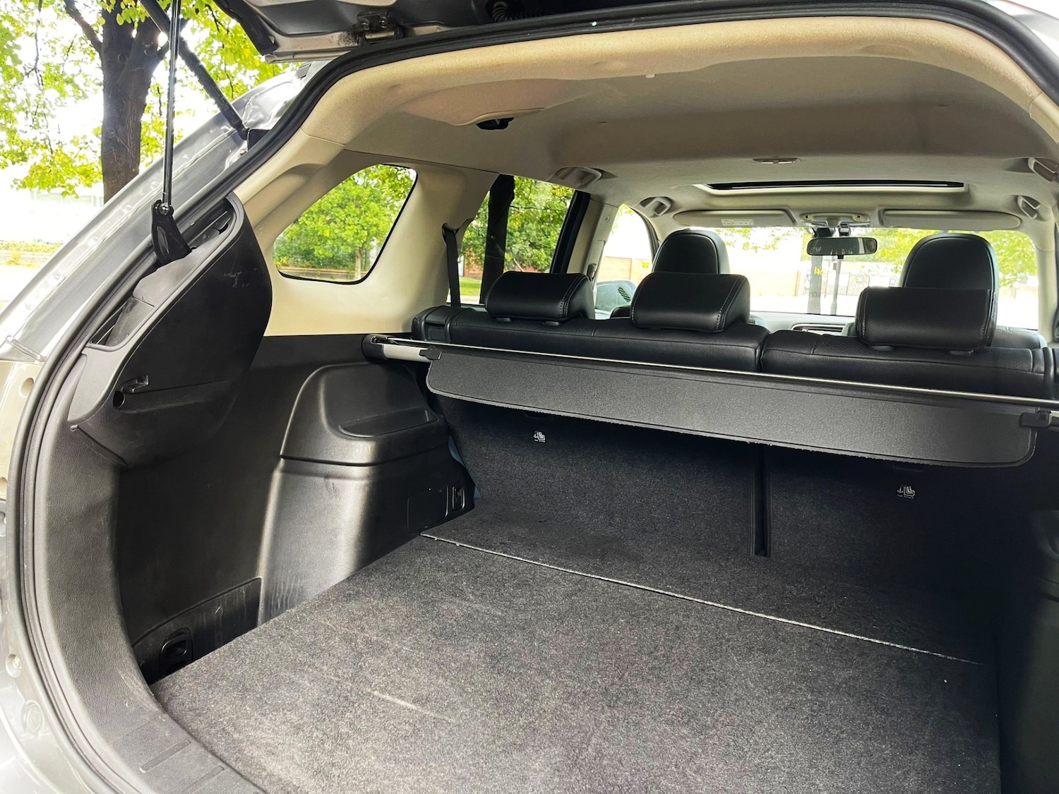 Used Mitsubishi Outlander 2014 for sale - 75921803: Photo 51