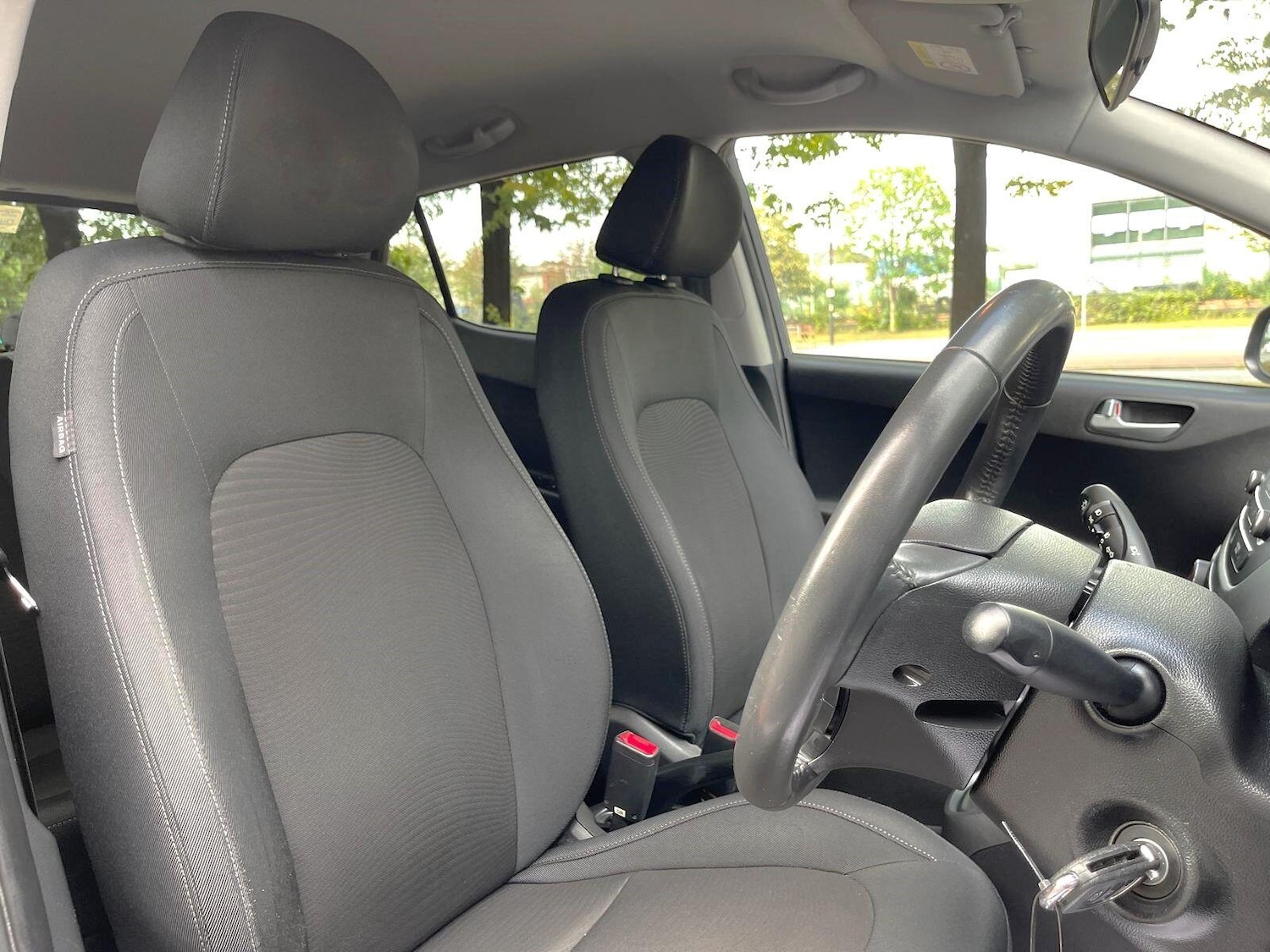 Used Hyundai i10 2017 for sale - 76579888: Photo 22