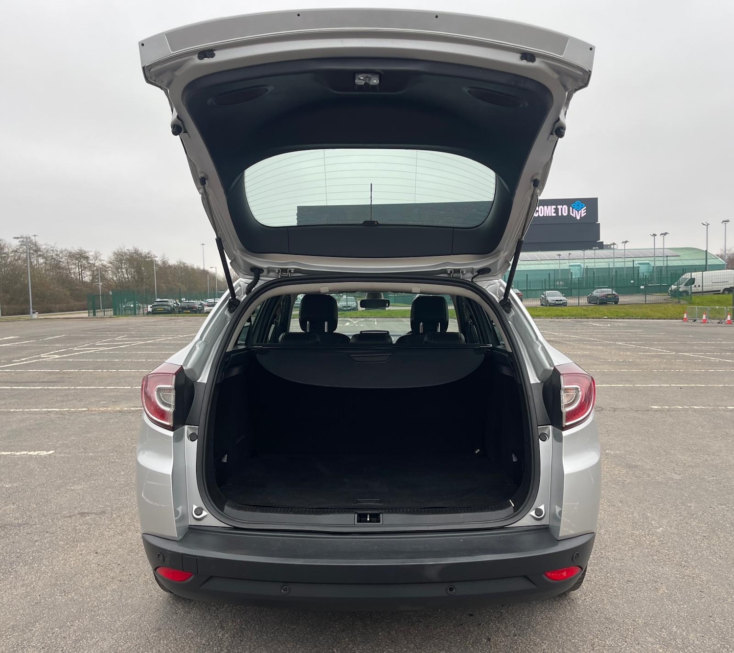 Used Renault Megane 2015 for sale - 77400213: Photo 43