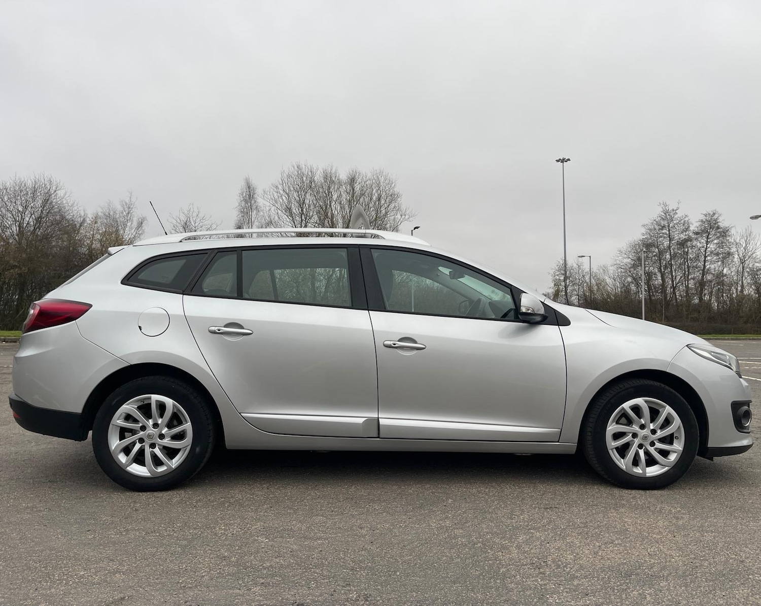 Used Renault Megane 2015 for sale - 77400213: Photo 7