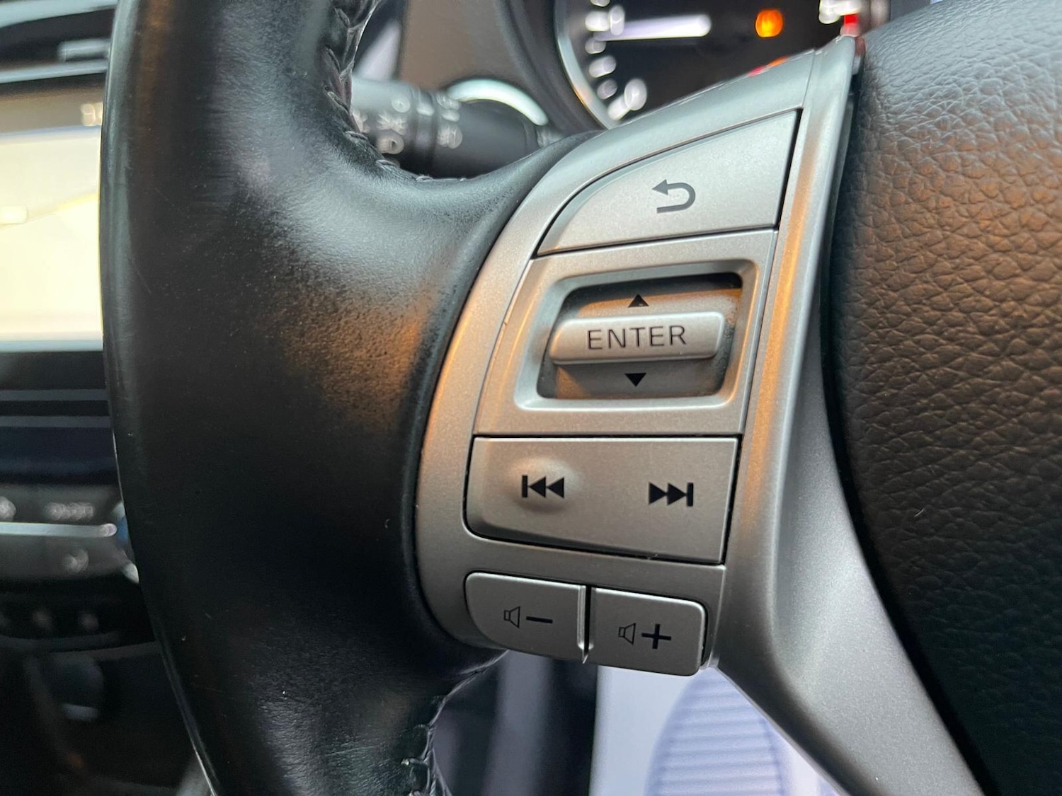 Used Nissan Qashqai 2015 for sale - 76593394: Photo 29