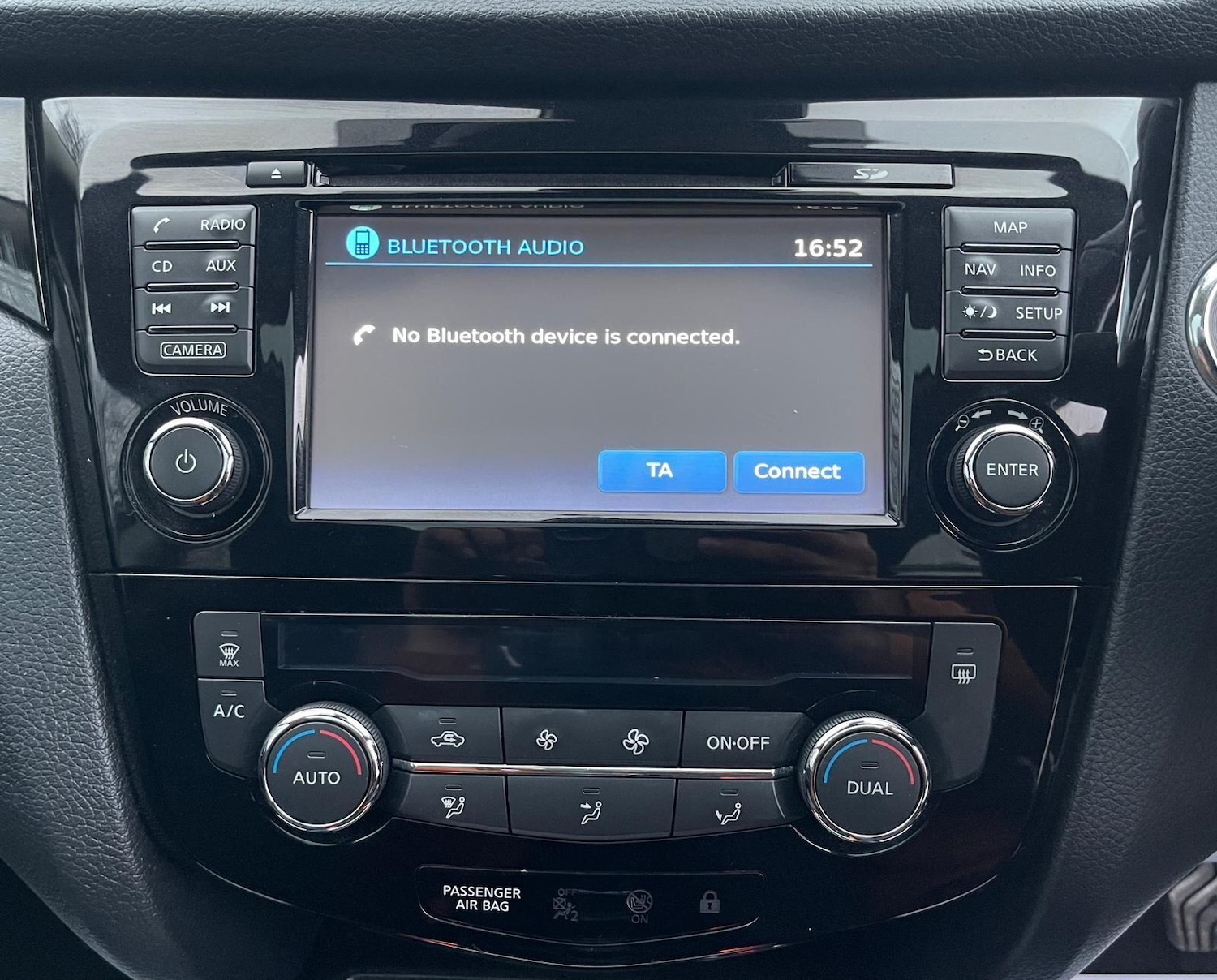 Used Nissan Qashqai 2015 for sale - 76593394: Photo 41