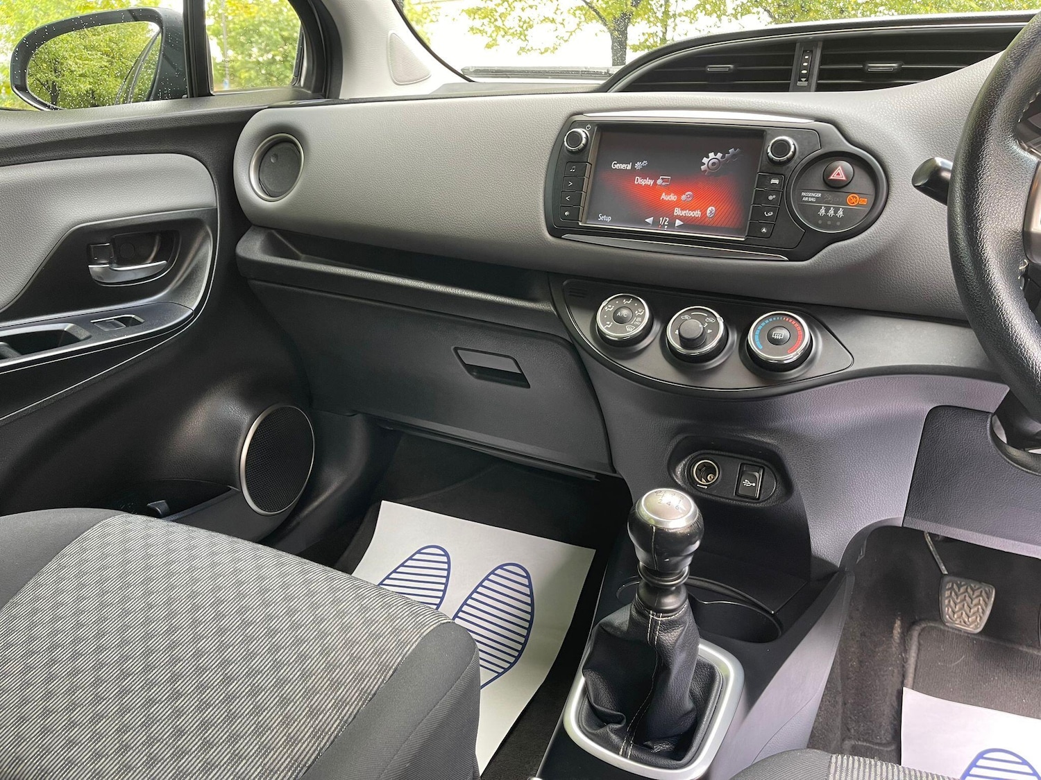 Used Toyota Yaris 2015 for sale - 76579881: Photo 19