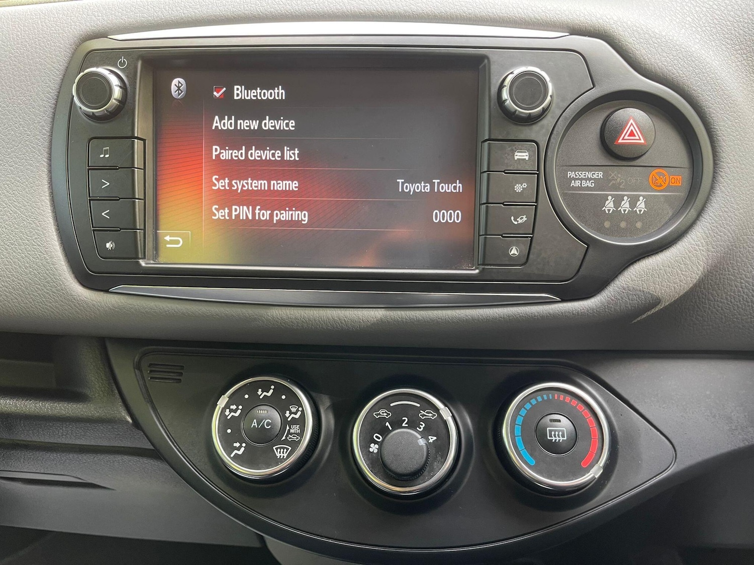 Used Toyota Yaris 2015 for sale - 76579881: Photo 25