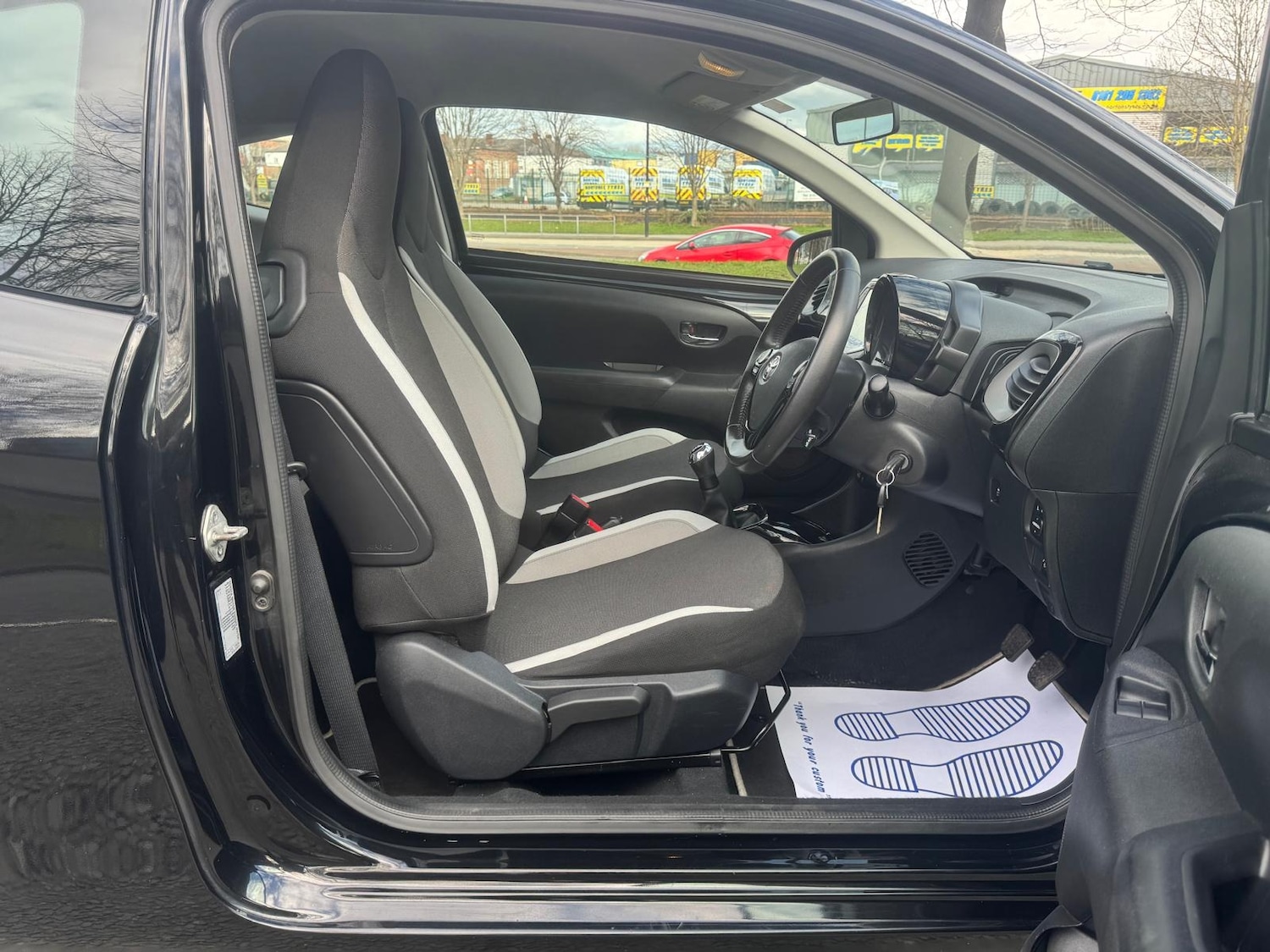 Used Toyota AYGO 2015 for sale - 77818117: Photo 20