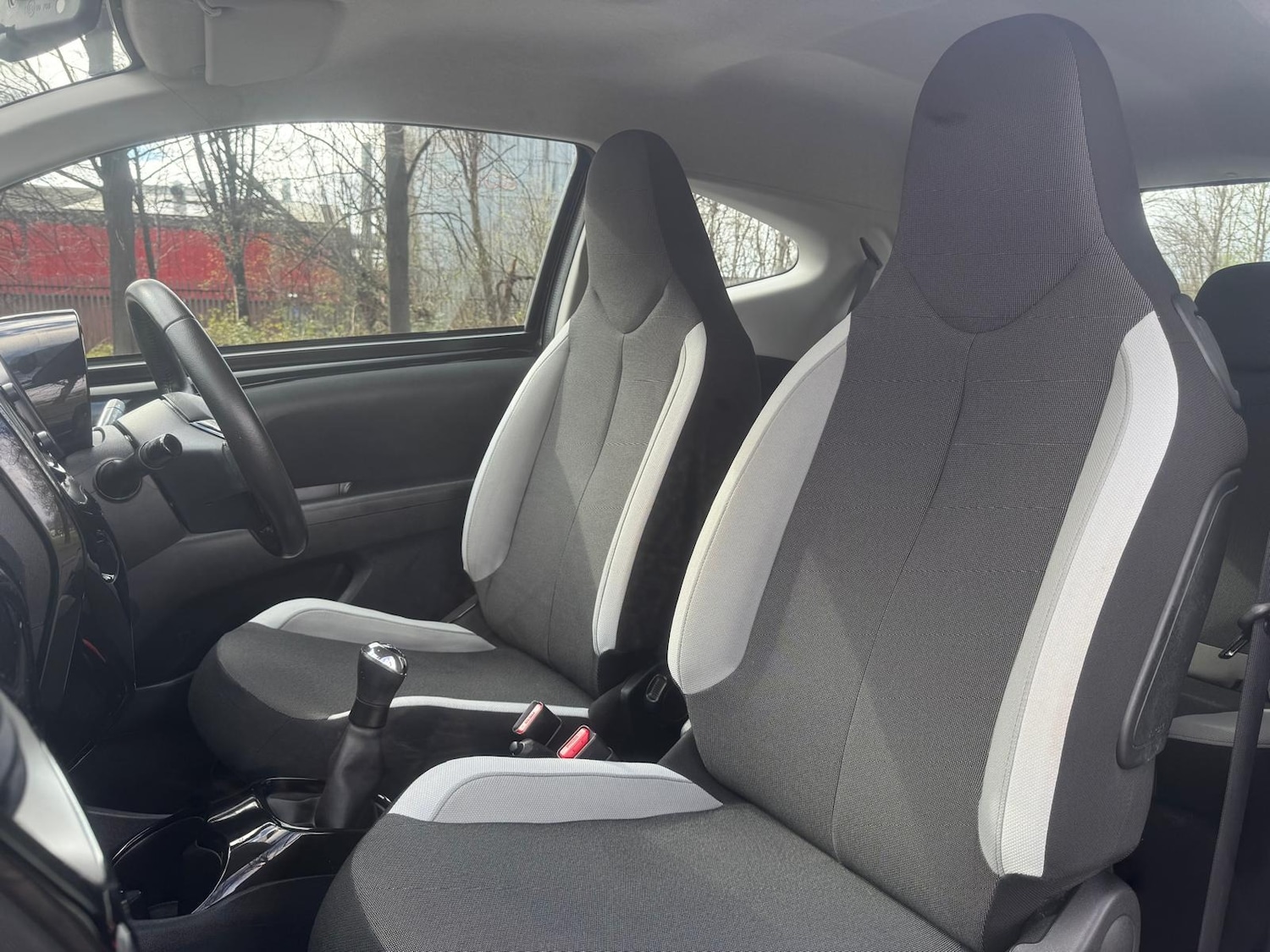 Used Toyota AYGO 2015 for sale - 77818117: Photo 29