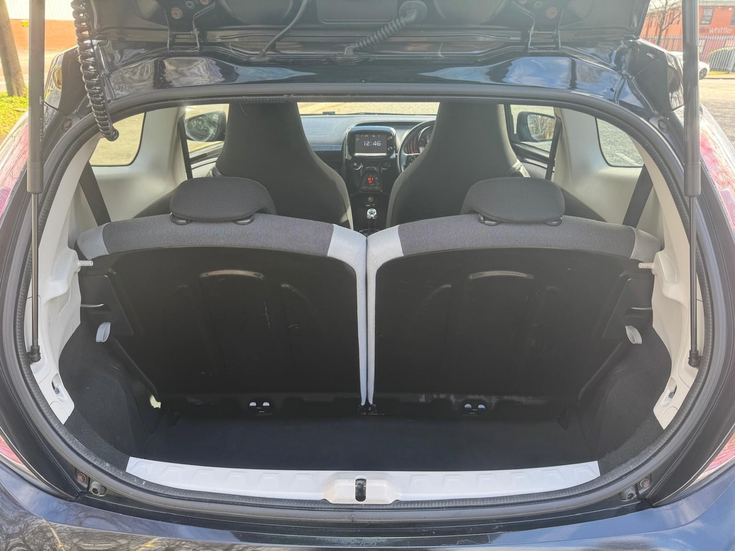 Used Toyota AYGO 2015 for sale - 77818117: Photo 34