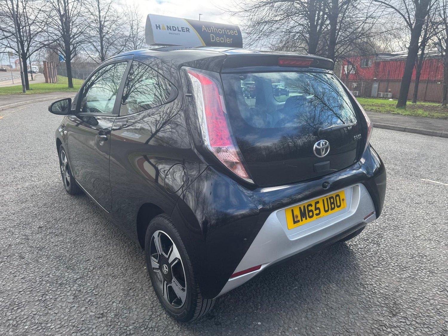 Used Toyota AYGO 2015 for sale - 77818117: Photo 9