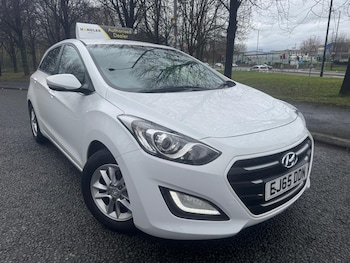 Used Hyundai i30 2015 for sale - 77997907: Photo
