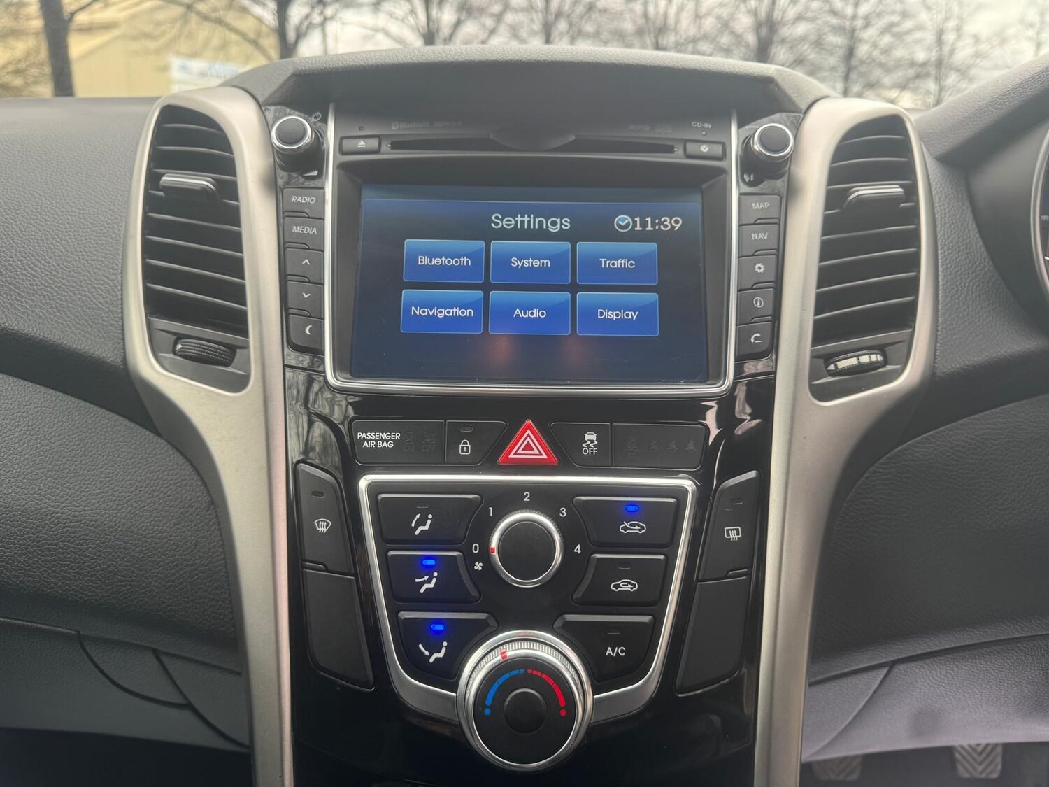 Used Hyundai i30 2015 for sale - 77997907: Photo 41