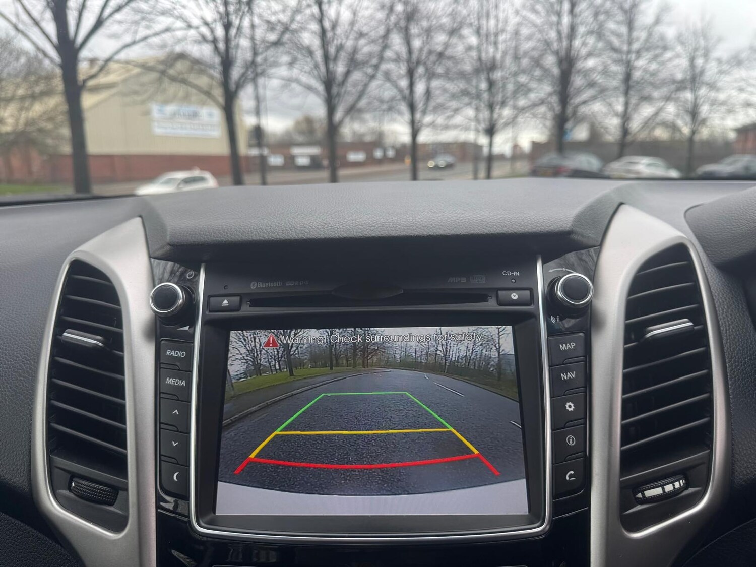 Used Hyundai i30 2015 for sale - 77997907: Photo 48