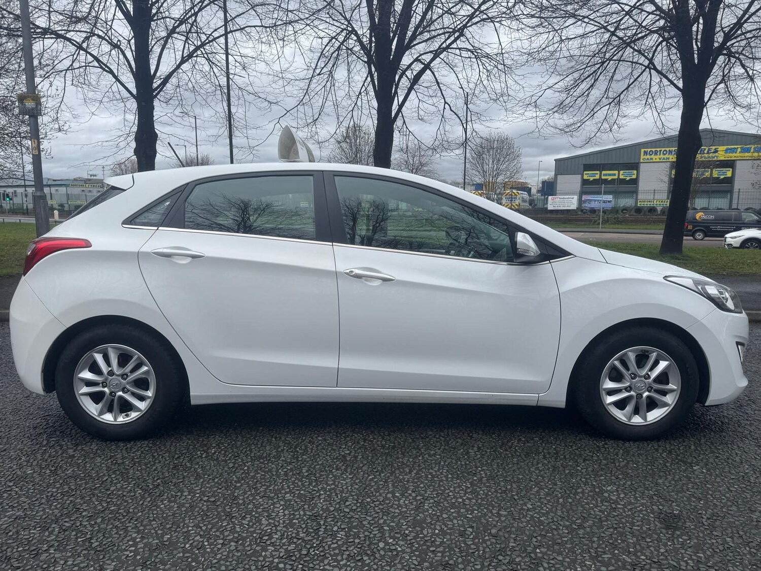 Used Hyundai i30 2015 for sale - 77997907: Photo 6