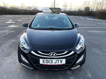 Used Hyundai i30 2013 for sale - 77055739: Photo