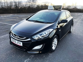 Used Hyundai i30 2013 for sale - 77055739: Photo