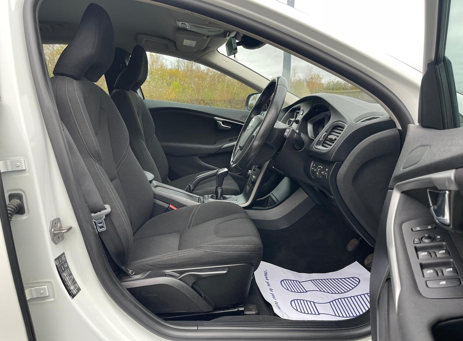 Used Volvo V40 2016 for sale - 76682694: Photo 17