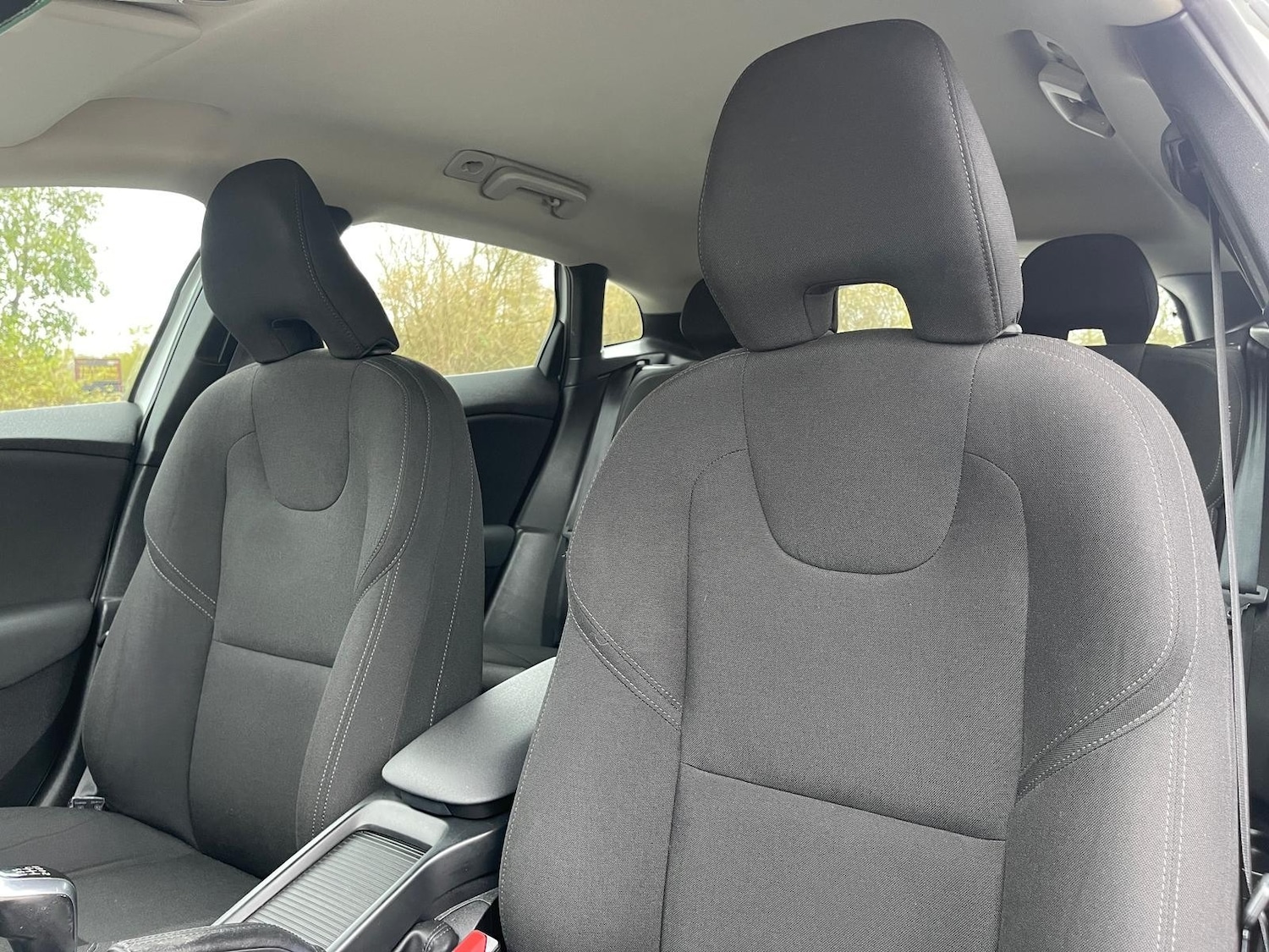 Used Volvo V40 2016 for sale - 76682694: Photo 23