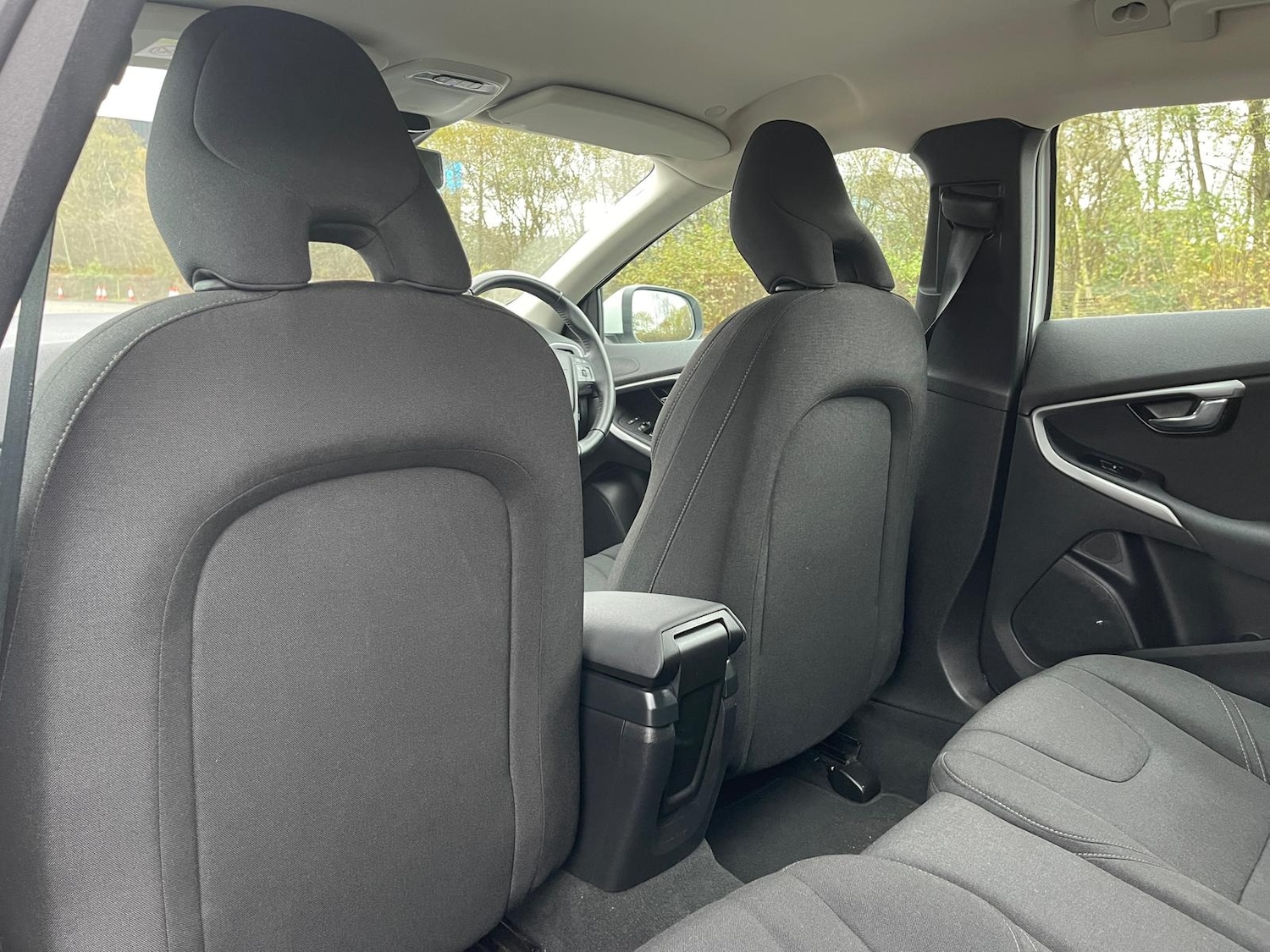 Used Volvo V40 2016 for sale - 76682694: Photo 25