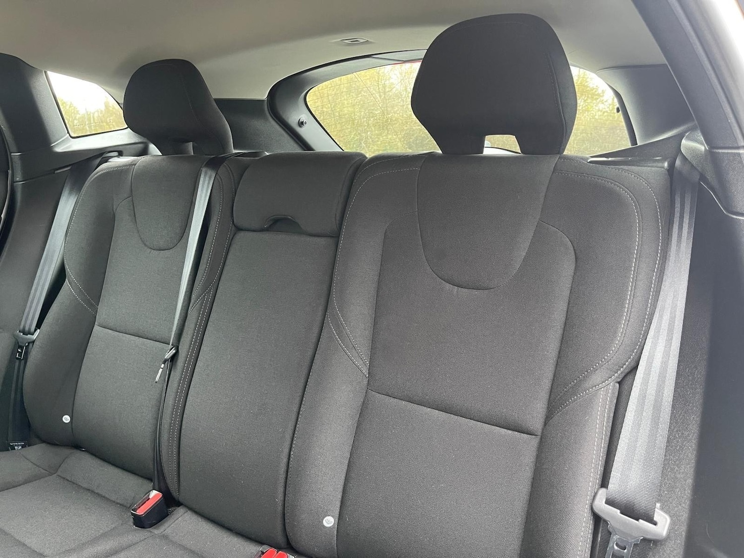 Used Volvo V40 2016 for sale - 76682694: Photo 26