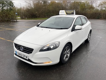 Used Volvo V40 2016 for sale - 76682694: Photo