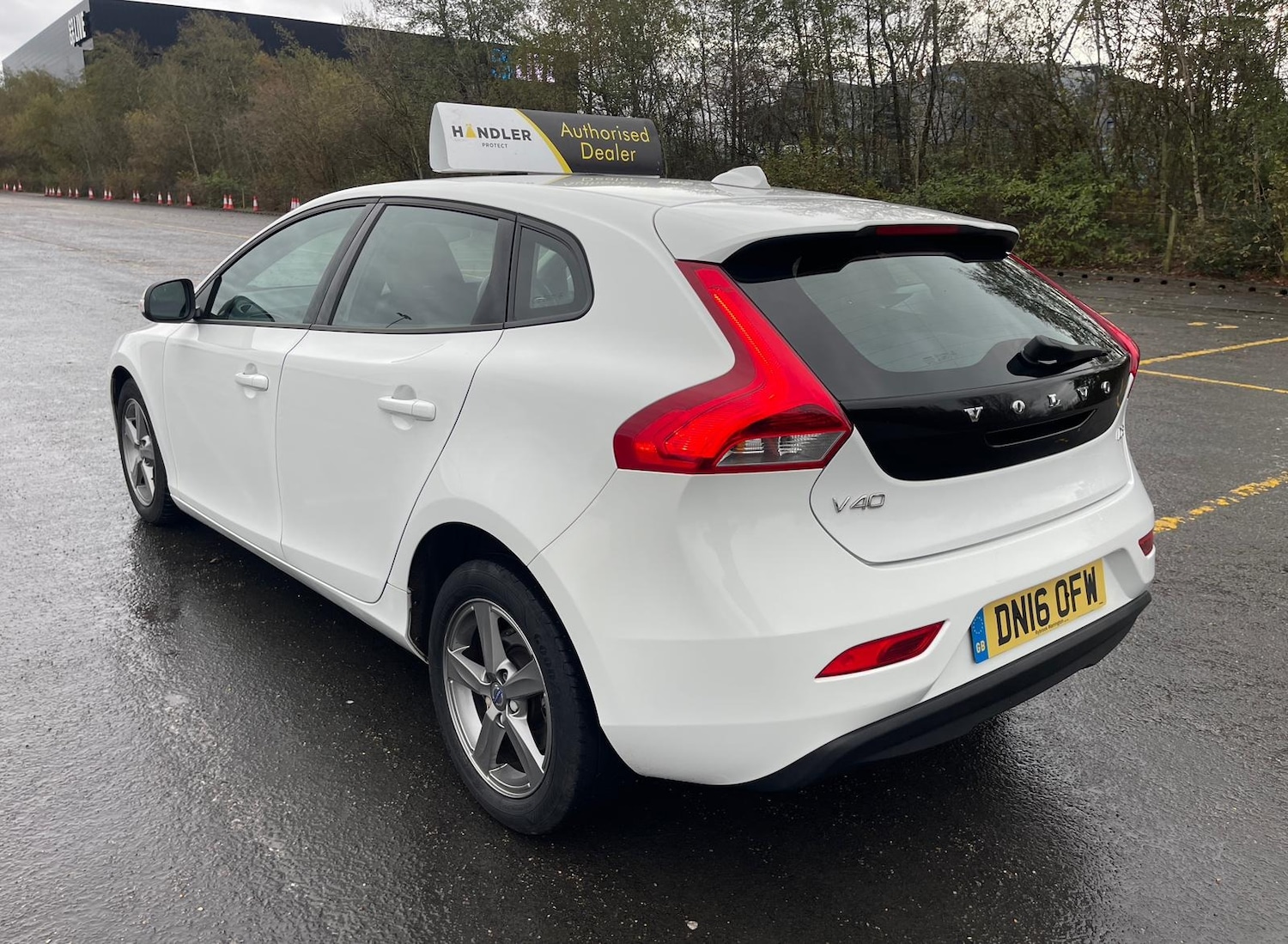Used Volvo V40 2016 for sale - 76682694: Photo 5