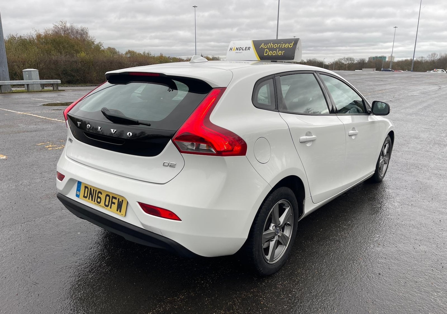 Used Volvo V40 2016 for sale - 76682694: Photo 7