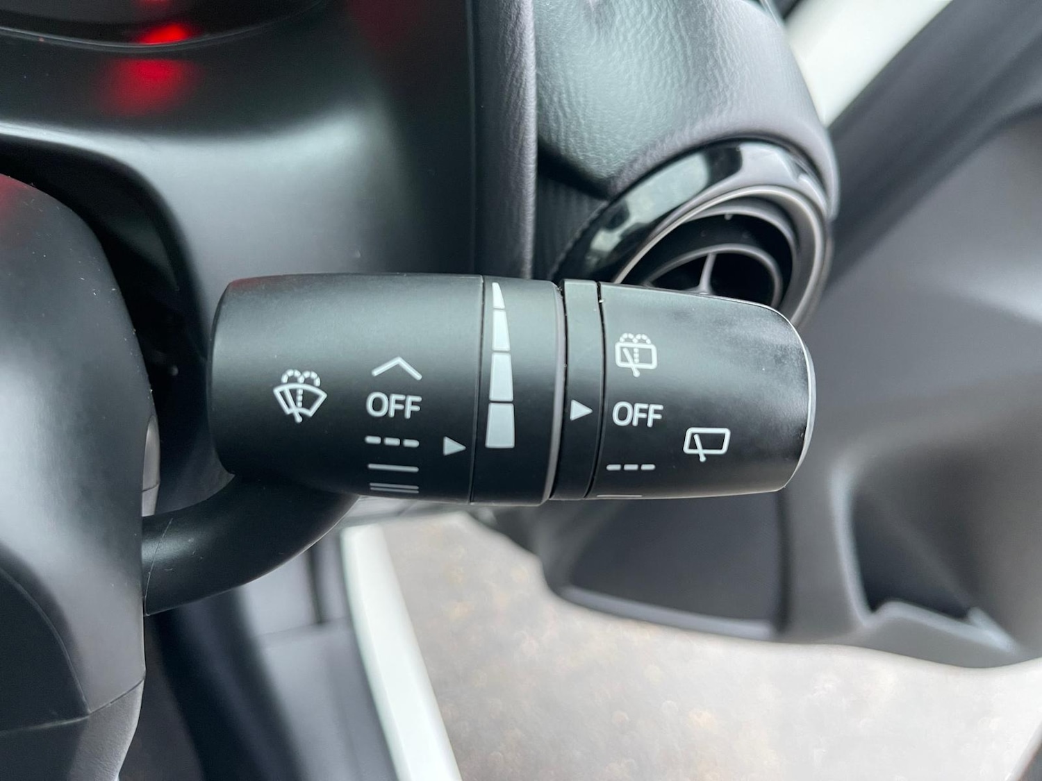 Used Mazda Mazda2 2019 for sale - 77057566: Photo 8