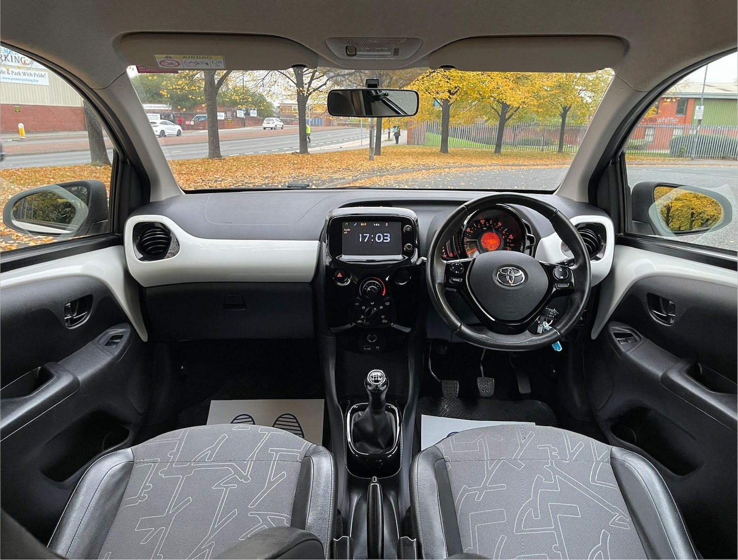 Used Toyota AYGO 2015 for sale - 76623162: Photo 16