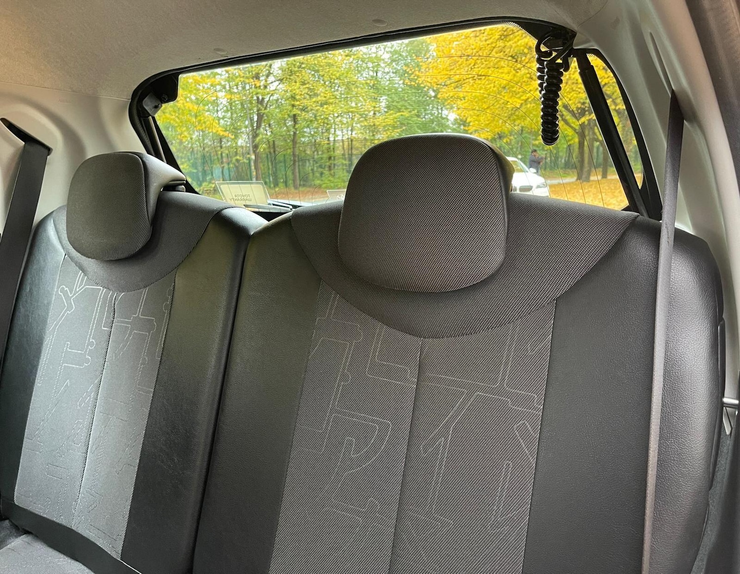 Used Toyota AYGO 2015 for sale - 76623162: Photo 27