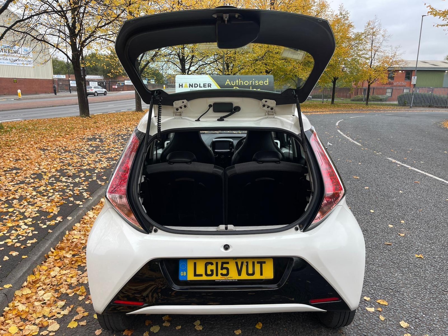 Used Toyota AYGO 2015 for sale - 76623162: Photo 46
