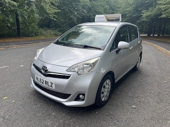 Used Toyota Verso 2012 for sale - 75498803: Photo