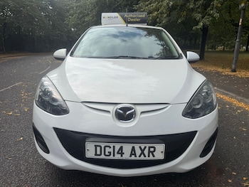 Used Mazda Mazda2 2014 for sale - 79287943: Photo