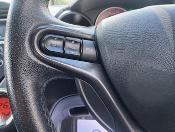 Used Honda Jazz 2015 for sale - 78238082: Photo