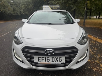 Used Hyundai i30 2016 for sale - 79322646: Photo