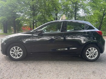 Used Mazda Mazda2 2015 for sale - 78524172: Photo