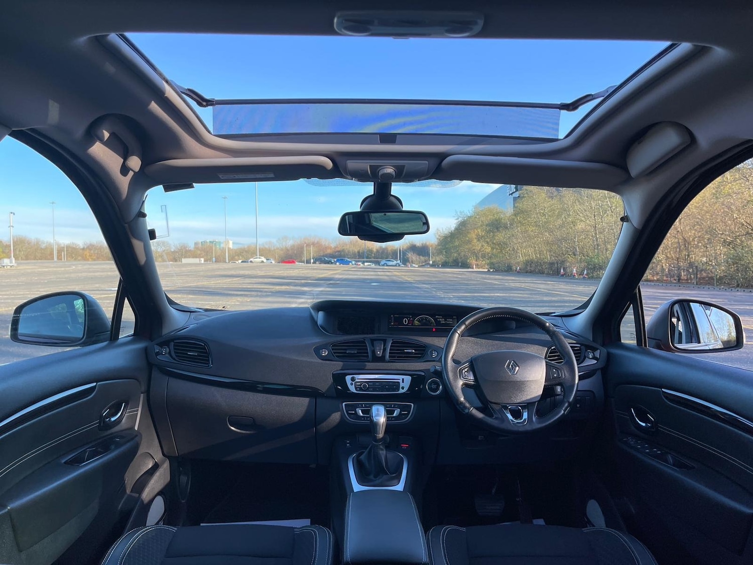 Used Renault Grand Scenic 2014 for sale - 76650329: Photo 15