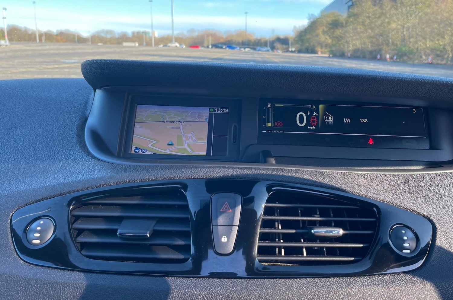 Used Renault Grand Scenic 2014 for sale - 76650329: Photo 16