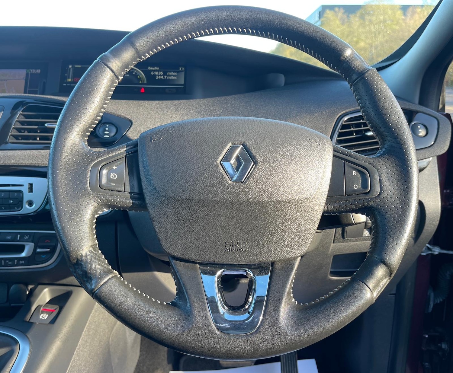 Used Renault Grand Scenic 2014 for sale - 76650329: Photo 18