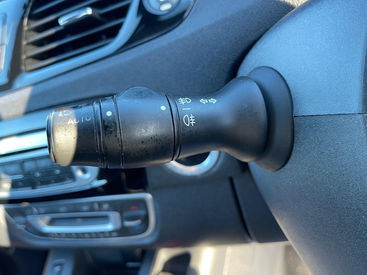 Used Renault Grand Scenic 2014 for sale - 76650329: Photo 20