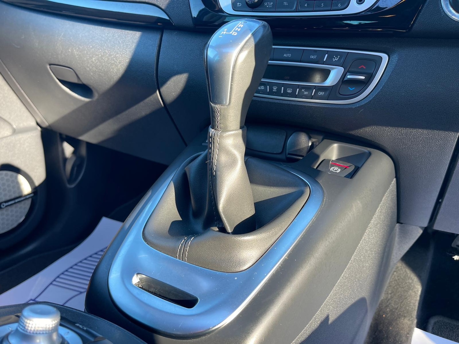 Used Renault Grand Scenic 2014 for sale - 76650329: Photo 26