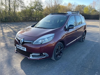 Used Renault Grand Scenic 2014 for sale - 76650329: Photo