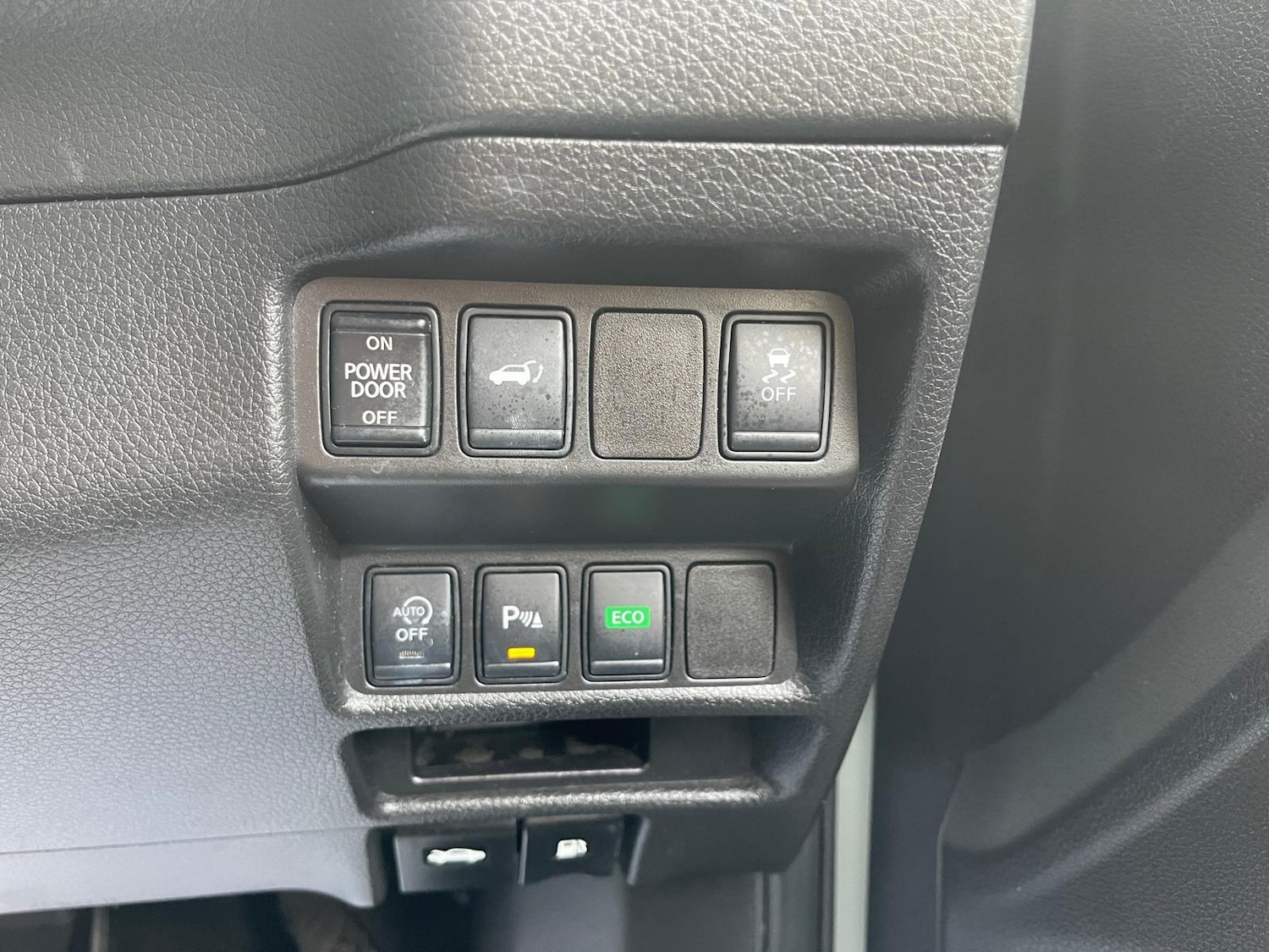 Used Nissan X-Trail 2016 for sale - 76593399: Photo 28