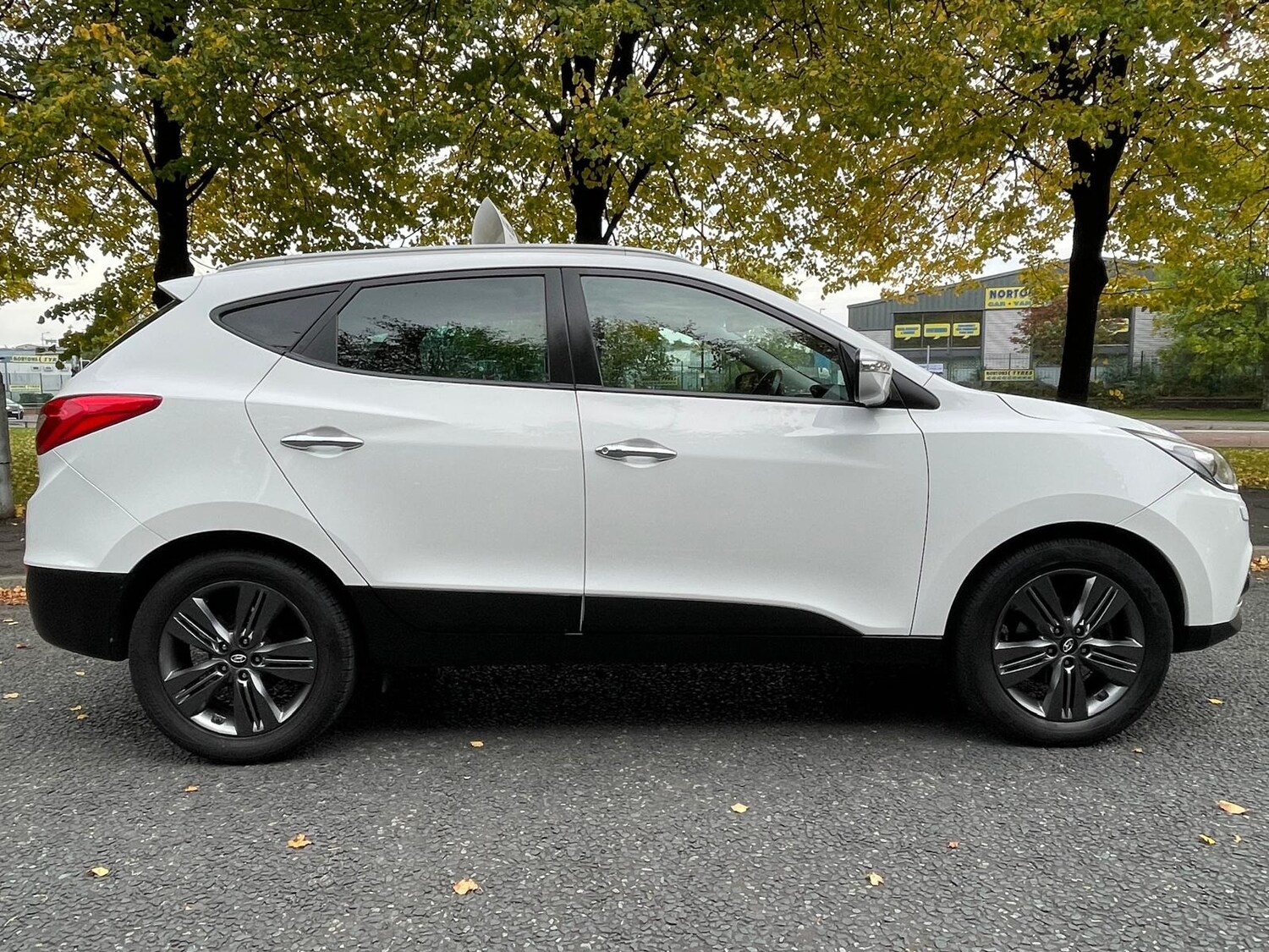 Used Hyundai Ix35 2015 for sale - 76091125: Photo 8