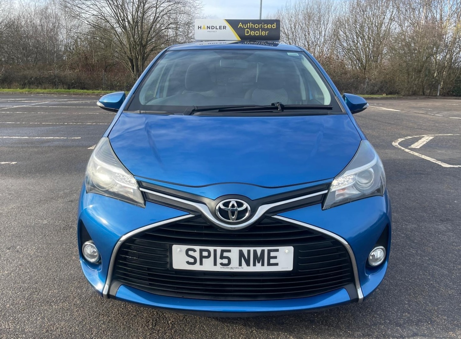 Used Toyota Yaris 2015 for sale - 77392336: Photo 2