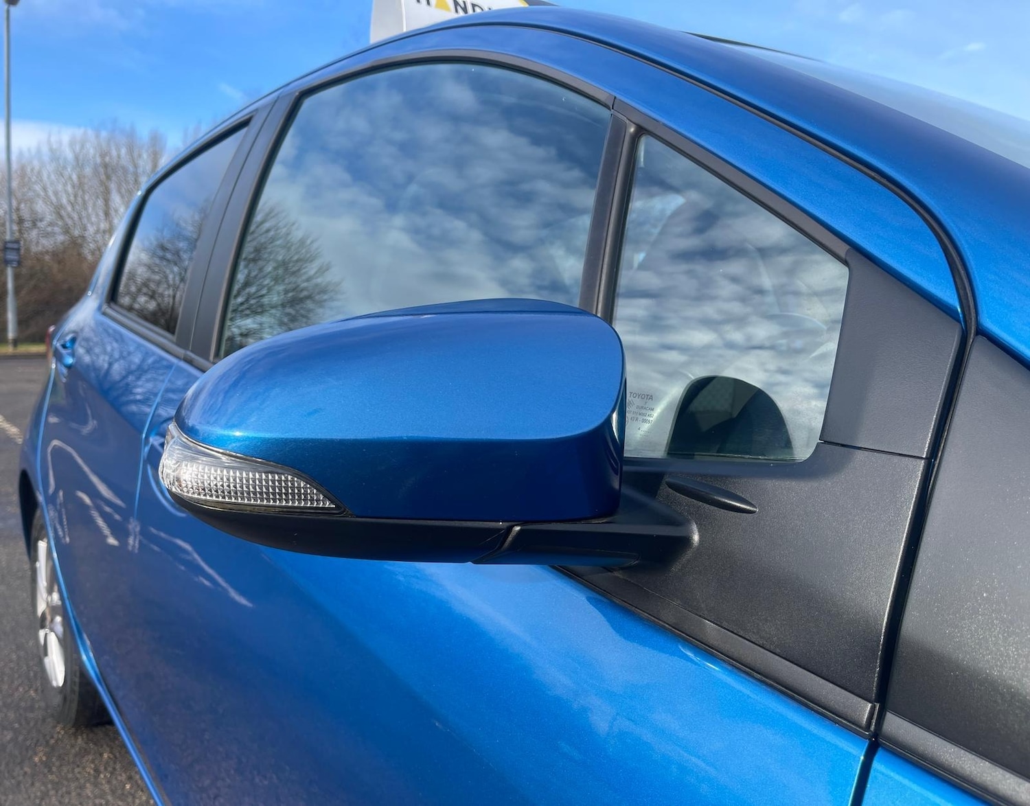 Used Toyota Yaris 2015 for sale - 77392336: Photo 43