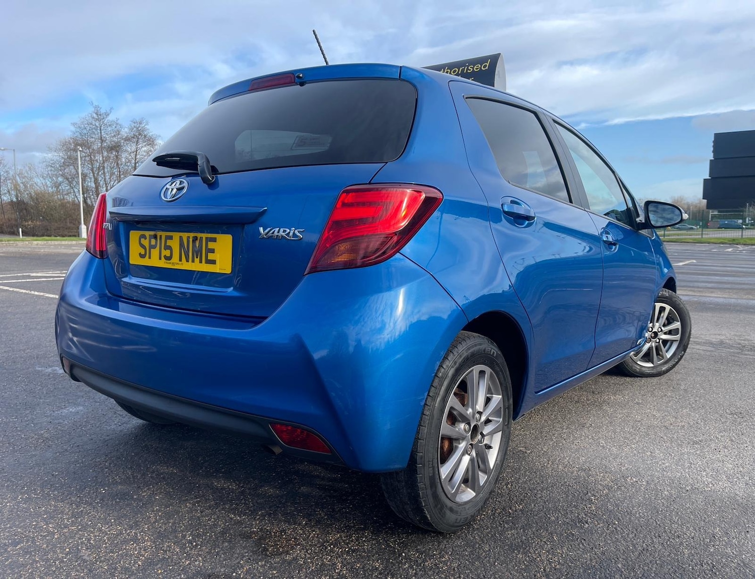 Used Toyota Yaris 2015 for sale - 77392336: Photo 8