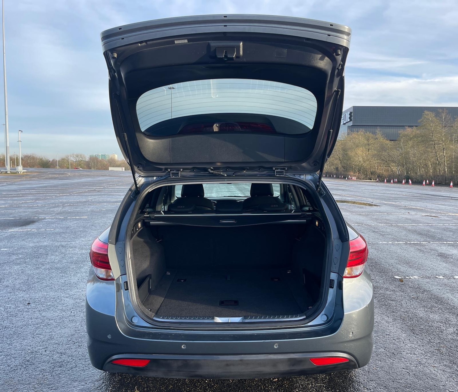 Used Hyundai i40 2017 for sale - 76933362: Photo 44