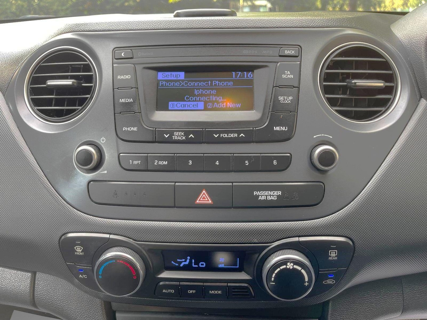 Used Hyundai i10 2017 for sale - 76623133: Photo 36